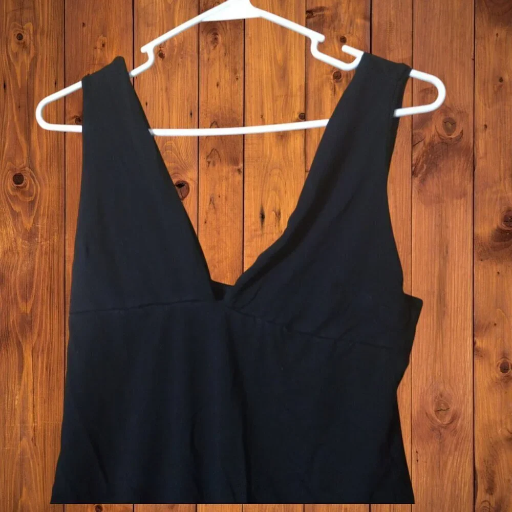 Little Black Bodysuit Size Large V-Neck Black Sleeveless Bodysuit Classic